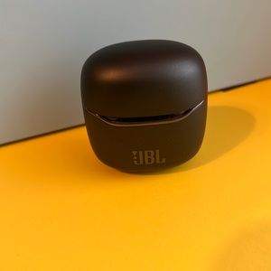 JBL tour pro ear buds
